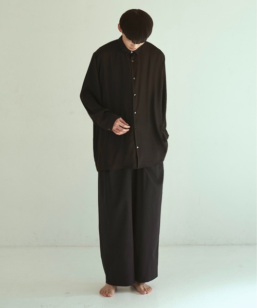 Utusiyo(ウツシヨ)の「oversized shirt 煙霞(シャツ/ブラウス・メンズ・ホワイト/ブラック・FREE)」の22枚目の写真