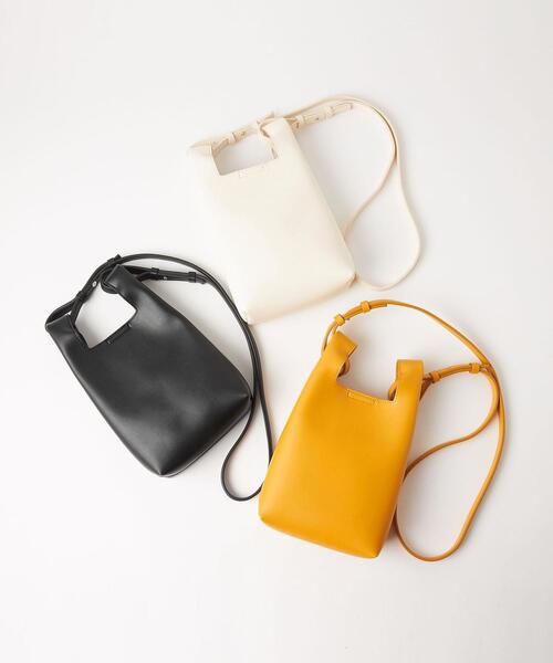 green label relaxing（グリーンレーベルリラクシング）の「MINI MARKET ポシェット ショルダー バッグ（ショルダーバッグ・レディース・ブラック/オフホワイト/イエロー・FREE）」の5枚目の写真