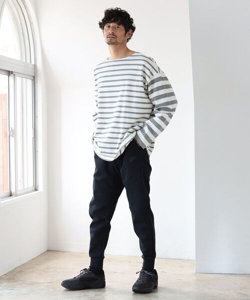 NIKE（ナイキ）の「NIKE / Tech Fleece Jogger Pants（スウェットパンツ・メンズ・グレー/ブラック・SMALL/MEDIUM/LARGE）」の4枚目の写真