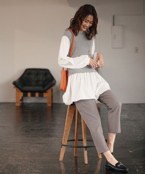 GLOBAL WORK（グローバルワーク）の「フハクドッキングベスト長袖/957997（Tシャツ/カットソー・レディース・ライトグレー/ブラック/カーキ・FREE）」の21枚目の写真