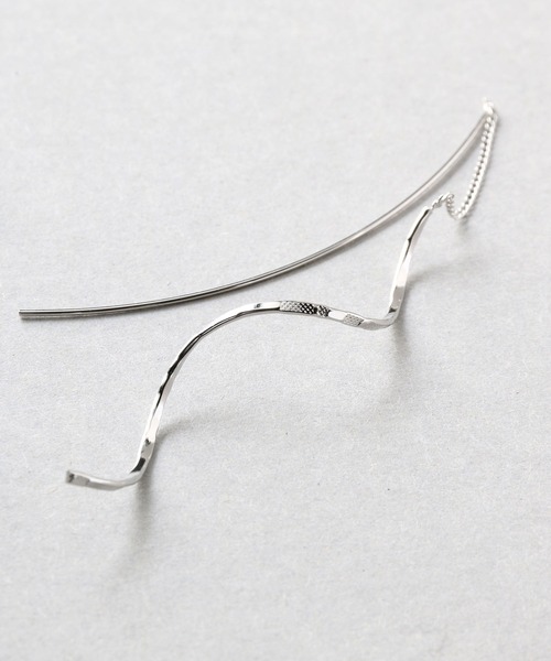 Manon's Selection(マノンズセレクション)の「ラインアメリカンピアス(ピアス(両耳用)・レディース・ゴールド/シルバー・ONE SIZE)」の6枚目の写真