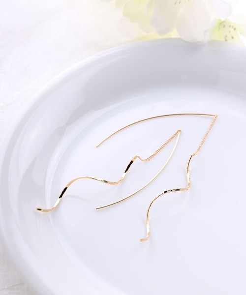 Manon's Selection(マノンズセレクション)の「ラインアメリカンピアス(ピアス(両耳用)・レディース・ゴールド/シルバー・ONE SIZE)」の9枚目の写真