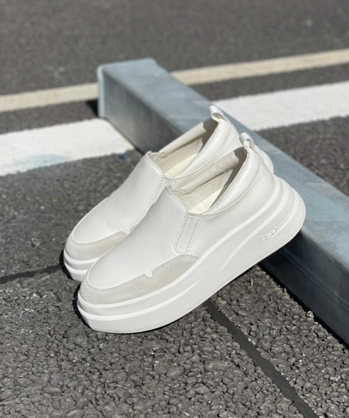 ASH（アッシュ）の「【INTOX】ローカットスニーカー（スニーカー・レディース・ブラック/ホワイト・38/40/37/35/36/39）」の9枚目の写真