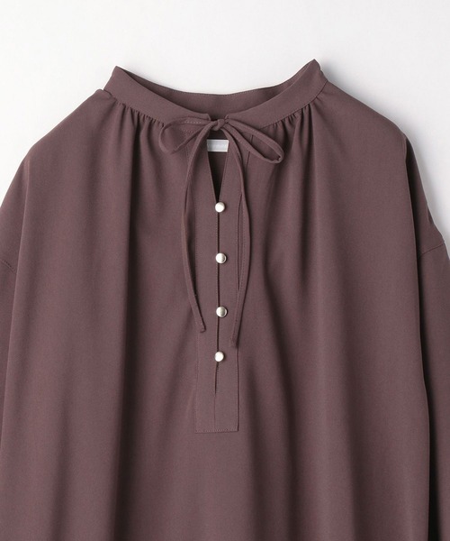 NICOLE white（ニコルホワイト）の「スタンドギャザーワンピース（ワンピース・レディース・チャコール/ブラウン・FREE）」の7枚目の写真