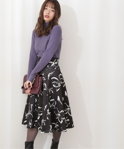 PROPORTION BODY DRESSING（プロポーションボディドレッシング）の「モノトーンフラワースカート / 1212120101（スカート・レディース・ブラック/ホワイト系その他・SMALL/X-SMALL/MEDIUM）」の2枚目の写真