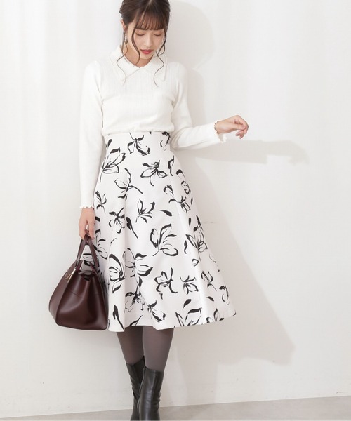 PROPORTION BODY DRESSING（プロポーションボディドレッシング）の「モノトーンフラワースカート / 1212120101（スカート・レディース・ブラック/ホワイト系その他・SMALL/X-SMALL/MEDIUM）」の18枚目の写真