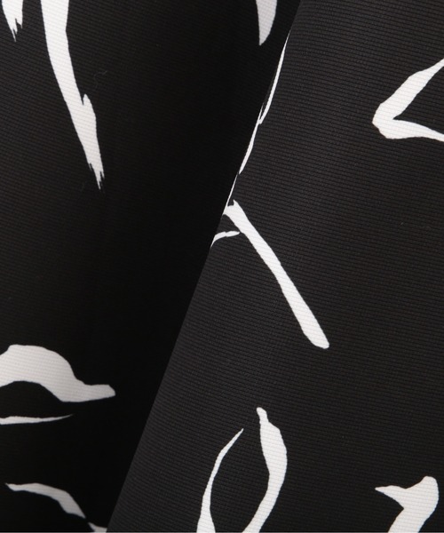 PROPORTION BODY DRESSING（プロポーションボディドレッシング）の「モノトーンフラワースカート / 1212120101（スカート・レディース・ブラック/ホワイト系その他・SMALL/X-SMALL/MEDIUM）」の3枚目の写真