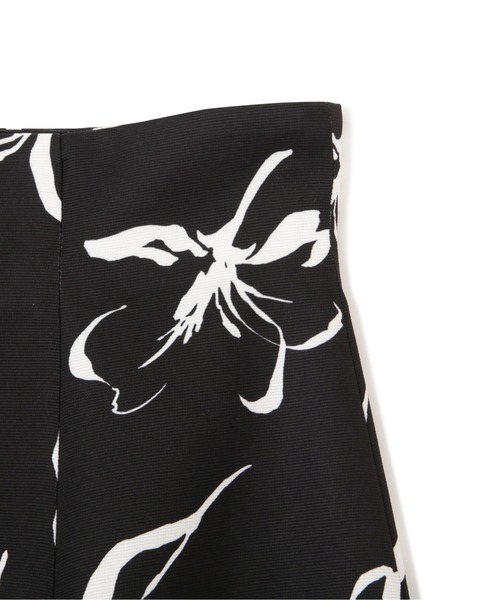 PROPORTION BODY DRESSING（プロポーションボディドレッシング）の「モノトーンフラワースカート / 1212120101（スカート・レディース・ブラック/ホワイト系その他・SMALL/X-SMALL/MEDIUM）」の5枚目の写真