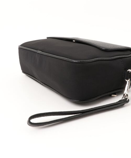 AZUL by moussy（アズールバイマウジー）の「HYBRID CLUTCH BAG/ハイブリッドクラッチバッグ（クラッチバッグ・メンズ・ブラック・FREE）」の2枚目の写真