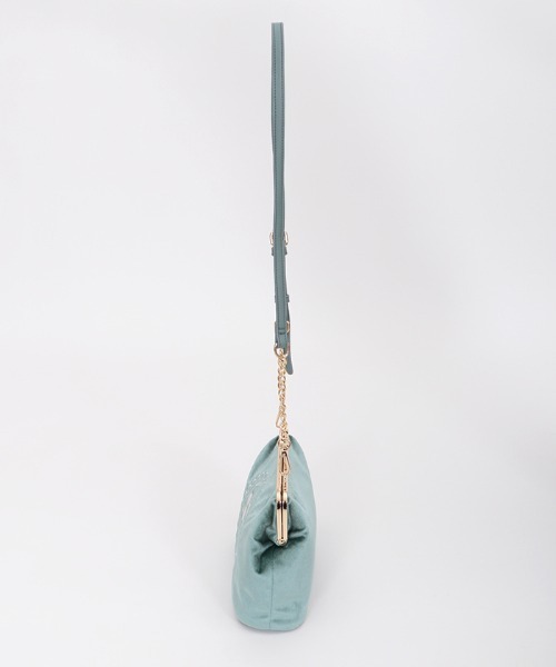 axes femme POETIQUE（アクシーズファムポエティック）の「刺繍がま口ベロアポシェット（ショルダーバッグ・レディース・ブラック/ミント・MEDIUM）」の11枚目の写真
