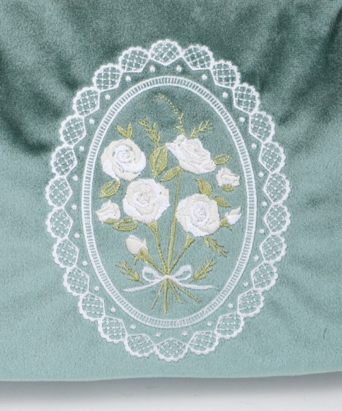 axes femme POETIQUE（アクシーズファムポエティック）の「刺繍がま口ベロアポシェット（ショルダーバッグ・レディース・ブラック/ミント・MEDIUM）」の17枚目の写真