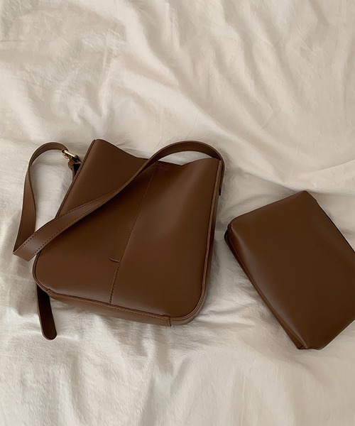 LA VORAGINE（ラ ヴォラジネ）の「ポーチ付き　ショルダーバッグ/トートバッグ（トートバッグ・レディース・ブラック/ブラウン・FREE）」の22枚目の写真