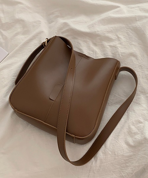 LA VORAGINE（ラ ヴォラジネ）の「ポーチ付き　ショルダーバッグ/トートバッグ（トートバッグ・レディース・ブラック/ブラウン・FREE）」の4枚目の写真