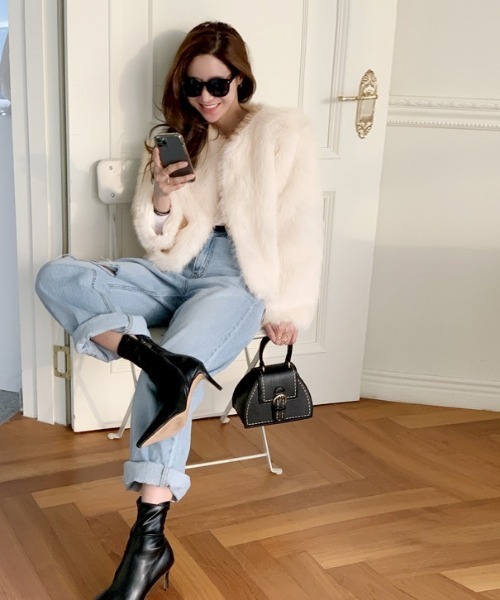 NANING9（ナンニング）の「NANING9 ラウンドファージャケット（その他アウター・レディース・ブラック/グレー/クリーム・FREE）」の15枚目の写真