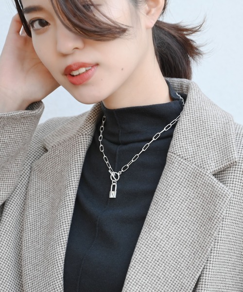 Editors Draw（エディターズドロー）の「ハート・キー　Brassチェーンネックレス（ネックレス・レディース・シルバー/シルバー系その他・ONE SIZE）」の8枚目の写真