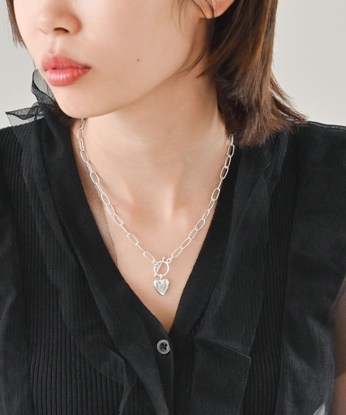 Editors Draw（エディターズドロー）の「ハート・キー　Brassチェーンネックレス（ネックレス・レディース・シルバー/シルバー系その他・ONE SIZE）」の11枚目の写真