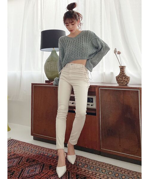 GYDA(ジェイダ)の「ミドルウエストサイドレースアップデザイン デニムパンツ(デニムパンツ・レディース・アイボリー/ライトブルー・X-SMALL/SMALL/MEDIUM)」の8枚目の写真