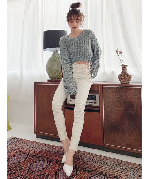 GYDA(ジェイダ)の「ミドルウエストサイドレースアップデザイン デニムパンツ(デニムパンツ・レディース・アイボリー/ライトブルー・X-SMALL/SMALL/MEDIUM)」の6枚目の写真