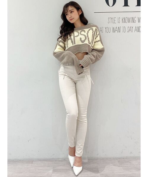 GYDA(ジェイダ)の「ミドルウエストサイドレースアップデザイン デニムパンツ(デニムパンツ・レディース・アイボリー/ライトブルー・X-SMALL/SMALL/MEDIUM)」の17枚目の写真