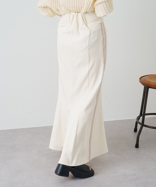 Kastane(カスタネ)の「【サイズ展開あり】ジャージラインスカート(スカート・レディース・ブラック/アイボリー・1/2)」の13枚目の写真