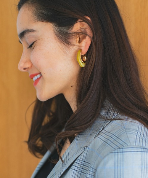 B:MING by BEAMS（ビーミングバイビームス）の「B:MING by BEAMS / ジャム イヤリング（イヤリング・レディース・ベージュ/ブラウン/マスタード・ONE SIZE）」の3枚目の写真