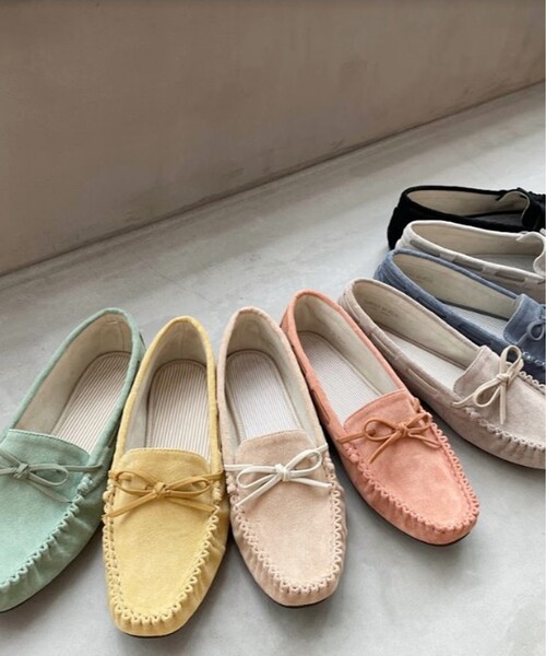 SHOO・LA・RUE(シューラルー)の「◆楽に履ける!モカステッチシューズ(その他シューズ・レディース・ネイビー系5/ブラック/オレンジ系その他5/ライトグレー/ベージュ系8/イエロー/ライトグリーン/サンドベージュ・30/45/25/40/35/50)」の9枚目の写真