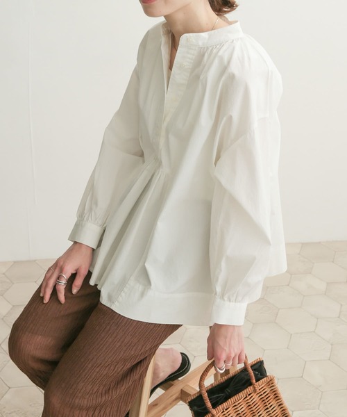 URBAN RESEARCH DOORS（アーバンリサーチドアーズ）の「コットンロングスリーブギャザーブラウス（シャツ/ブラウス・レディース・ライトブルー/オフホワイト/ラベンダー・1）」の14枚目の写真