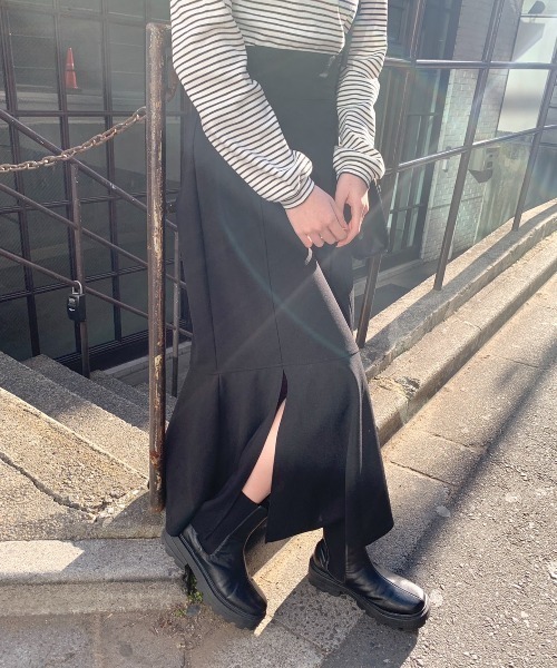 OLIVE des OLIVE(オリーブデオリーブ)の「スリットマーメイドスカート(スカート・レディース・ブラック/アイボリー/ミント/ワンウォッシュ・MEDIUM/LARGE)」の17枚目の写真
