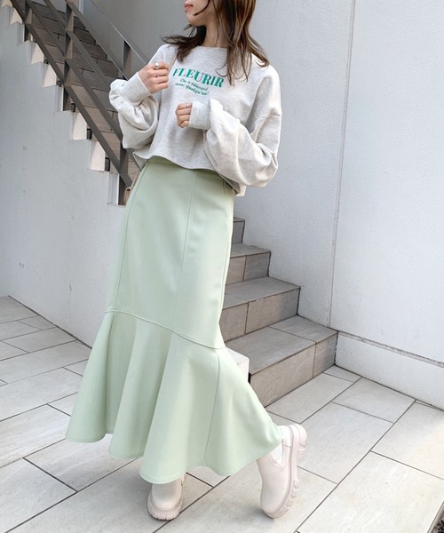 OLIVE des OLIVE(オリーブデオリーブ)の「スリットマーメイドスカート(スカート・レディース・ブラック/アイボリー/ミント/ワンウォッシュ・MEDIUM/LARGE)」の19枚目の写真