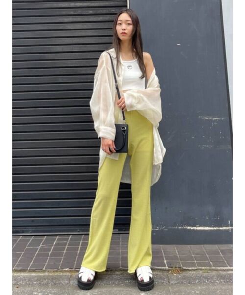 EMODA（エモダ）の「プリーツリラックスパンツ（その他パンツ・レディース・ブラック/ブラウン/ライム/ブルー・FREE）」の11枚目の写真