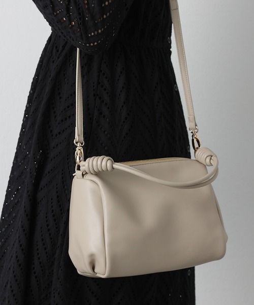 COLONY 2139（コロニートゥーワンスリーナイン）の「丸ヒモ2WAYボストンバッグ / ショルダーバッグ（ボストンバッグ・レディース・ブルー/ベージュ/ブラック・FREE）」の3枚目の写真