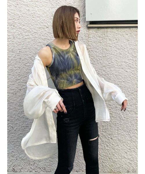 EMODA（エモダ）の「ショルダーインタンクトップ（タンクトップ・レディース・その他1/ホワイト/ブラック/ベージュ・FREE）」の14枚目の写真