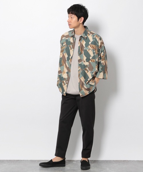 LAKOLE（ラコレ）の「プリントクロップドスリーブシャツ / 263883（シャツ/ブラウス・メンズ・グレー/グリーン/ブラック/ネイビー・LARGE/MEDIUM）」の7枚目の写真