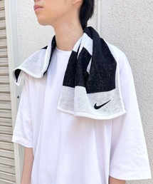 NIKE（ナイキ）の「【NIKE/ナイキ】ジャガード　ミディアムタオルⅡ（タオル・メンズ）」