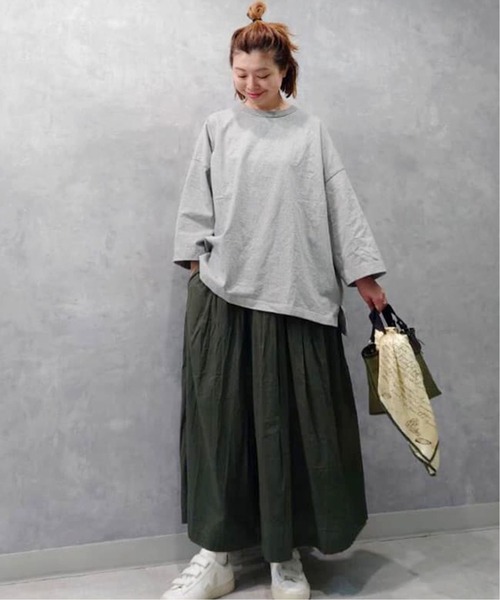 JOURNAL STANDARD LUXE（ジャーナルスタンダード　ラックス）の「オーガニックテンジク クルーネックプルオーバー（Tシャツ/カットソー・レディース・チャコールグレー/ブラウン・FREE）」の17枚目の写真