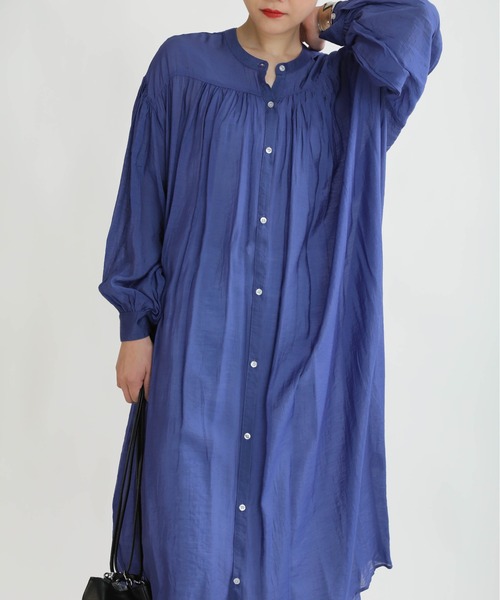 PICCIN（ピッチン）の「ノーカラーギャザーワンピース（ワンピース・レディース・ピンク/ブラック/ブルー・M）」の3枚目の写真