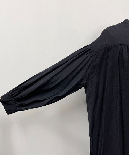 PICCIN（ピッチン）の「ノーカラーギャザーワンピース（ワンピース・レディース・ピンク/ブラック/ブルー・M）」の13枚目の写真