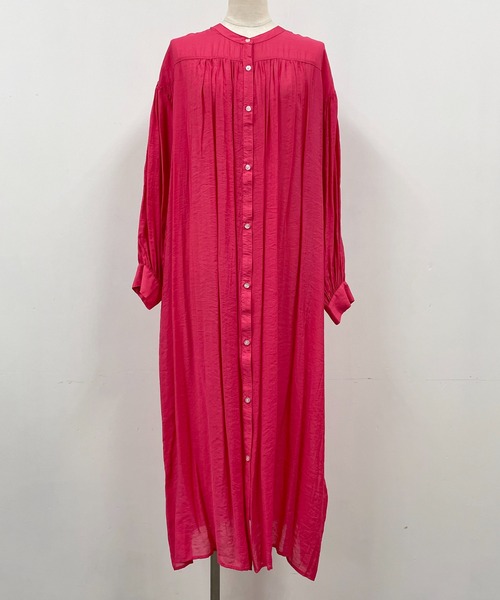 PICCIN（ピッチン）の「ノーカラーギャザーワンピース（ワンピース・レディース・ピンク/ブラック/ブルー・M）」の7枚目の写真