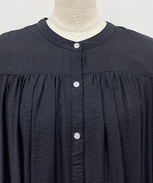 PICCIN（ピッチン）の「ノーカラーギャザーワンピース（ワンピース・レディース・ピンク/ブラック/ブルー・M）」の11枚目の写真