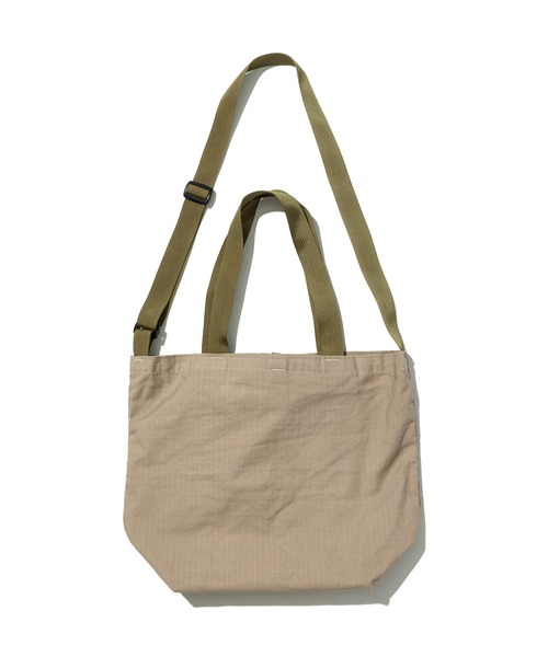 Battenwear(バテンウエア)の「【Battenwear/バテンウェア】米国製パッカブルコットントート/Mini Packable Tote(トートバッグ・メンズ・ストーン/オリーブドラブ/ブルー系その他・ONE SIZE)」の11枚目の写真