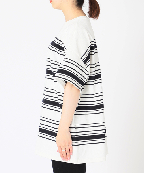 JOURNAL STANDARD（ジャーナルスタンダード）の「パネルボーダーTシャツ（Tシャツ/カットソー・レディース・ブラック/グリーン/ネイビー系1/ブルー系1・FREE）」の18枚目の写真