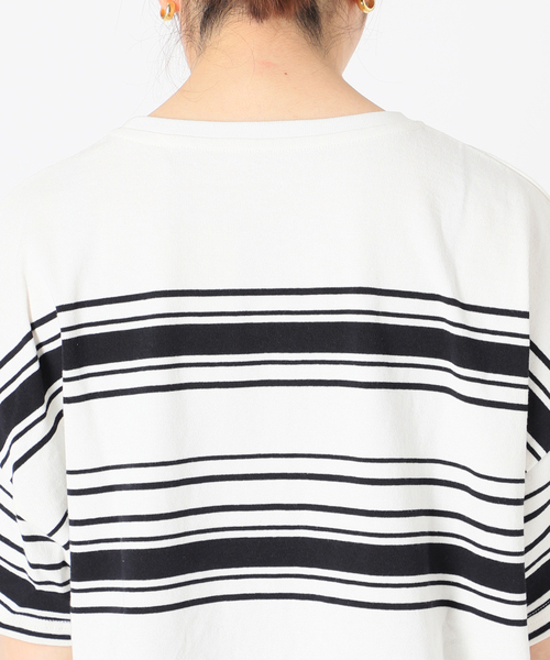 JOURNAL STANDARD（ジャーナルスタンダード）の「パネルボーダーTシャツ（Tシャツ/カットソー・レディース・ブラック/グリーン/ネイビー系1/ブルー系1・FREE）」の21枚目の写真