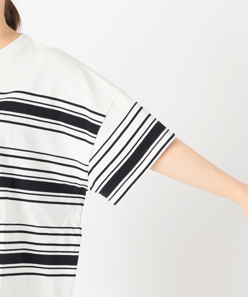 JOURNAL STANDARD（ジャーナルスタンダード）の「パネルボーダーTシャツ（Tシャツ/カットソー・レディース・ブラック/グリーン/ネイビー系1/ブルー系1・FREE）」の22枚目の写真