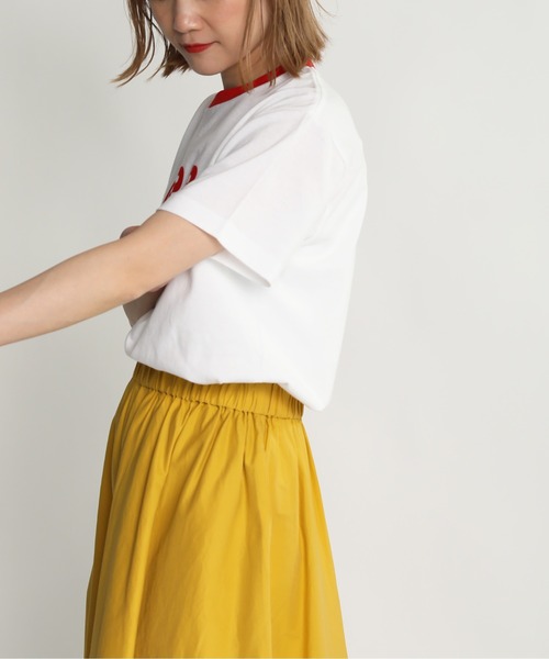 PICCIN（ピッチン）の「HERBISイタリアンフロッキーリンガーカラーTシャツ（Tシャツ/カットソー・レディース・ブラック/レッド・M）」の21枚目の写真