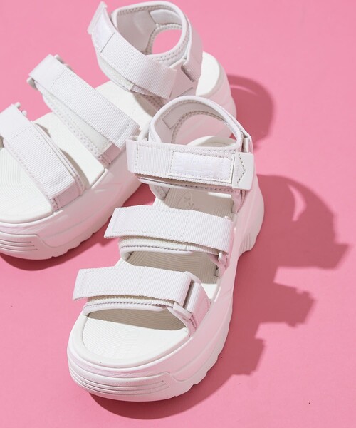 SHAKA(シャカ)の「SHAKA/シャカ NEO BUNGY CHUNKY(サンダル・レディース・ブラック/オフホワイト・23.0cm/24.0cm)」の3枚目の写真