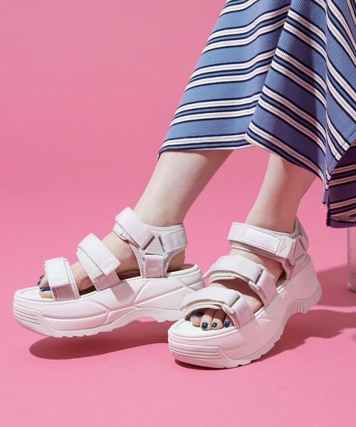 SHAKA(シャカ)の「SHAKA/シャカ NEO BUNGY CHUNKY(サンダル・レディース・ブラック/オフホワイト・23.0cm/24.0cm)」の5枚目の写真