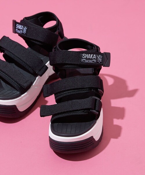 SHAKA(シャカ)の「SHAKA/シャカ NEO BUNGY CHUNKY(サンダル・レディース・ブラック/オフホワイト・23.0cm/24.0cm)」の6枚目の写真