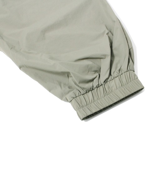 one way（ワンウェイ）の「ナイロンカーゴパンツ（カーゴパンツ・レディース・パープル/ダークグリーン/ホワイト/ブラック/レッド・FREE）」の8枚目の写真