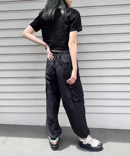 one way（ワンウェイ）の「ナイロンカーゴパンツ（カーゴパンツ・レディース・パープル/ダークグリーン/ホワイト/ブラック/レッド・FREE）」の20枚目の写真