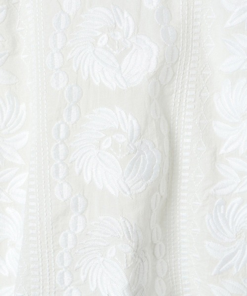 LOWRYS FARM（ローリーズファーム）の「シシュウ２ＷＡＹベスト　276595（ベスト・キッズ・ブラック/オフホワイト・110cm/120cm/130cm/140cm/150cm）」の7枚目の写真